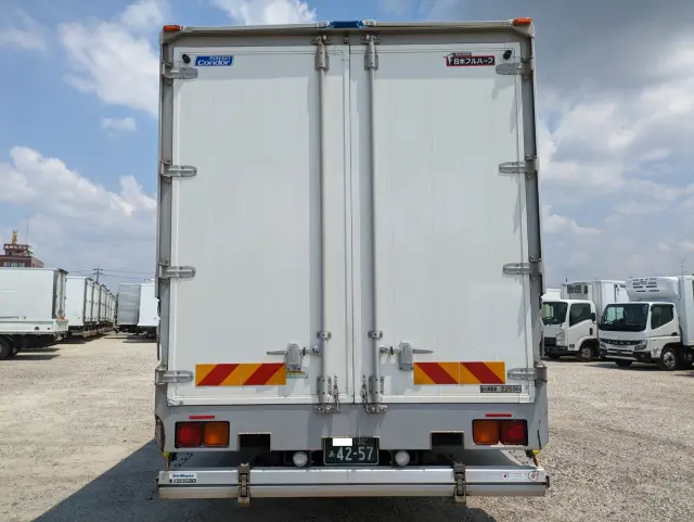 UD コンドル 2RG-BRR90T2(2WD)の写真10