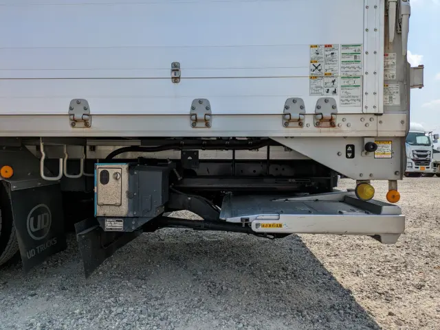 UD コンドル 2RG-BRR90T2(2WD)の写真24