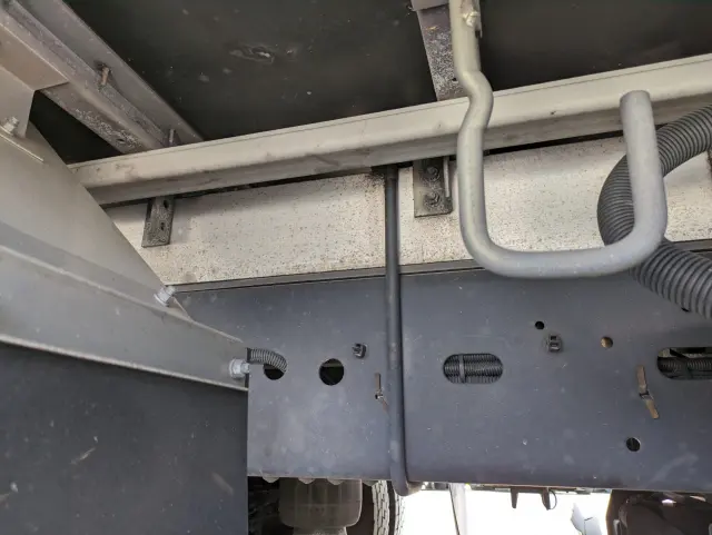 UD コンドル 2RG-BRR90T2(2WD)の写真26