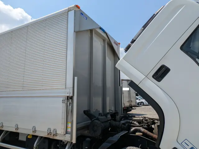 UD コンドル 2RG-BRR90T2(2WD)の写真50