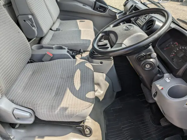 日野 デュトロ 2KG-XZU730M(2WD)の写真39