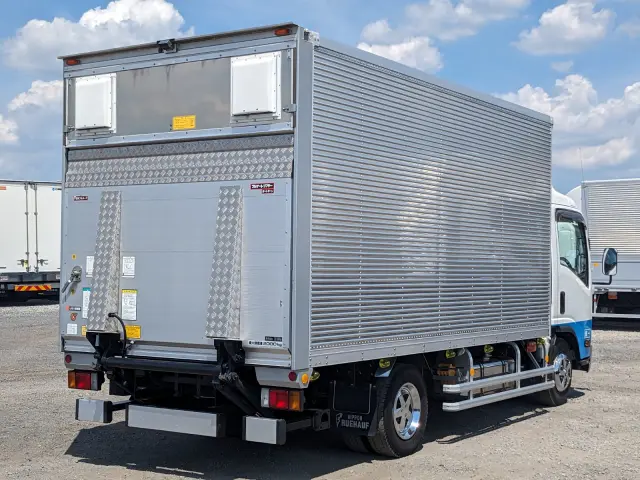 いすゞ エルフ TRG-NPR85AN(2WD)の写真5