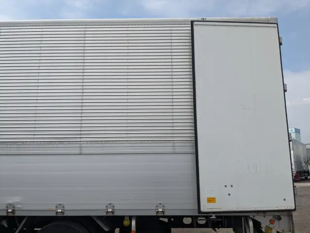 三菱 ファイター TKG-FK71F(2WD)の写真22