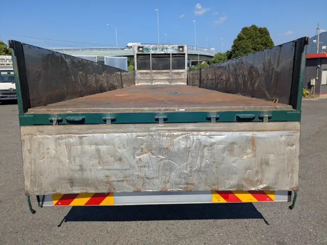 UD クオン QKG-CD5ZL(6x2)の写真8