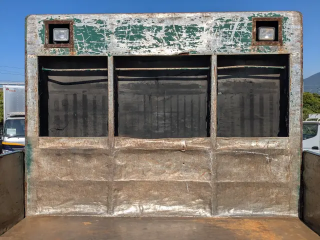 UD クオン QKG-CD5ZL(6x2)の写真15