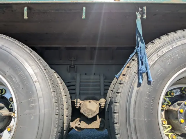 UD クオン QKG-CD5ZL(6x2)の写真20