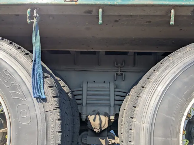 UD クオン QKG-CD5ZL(6x2)の写真28