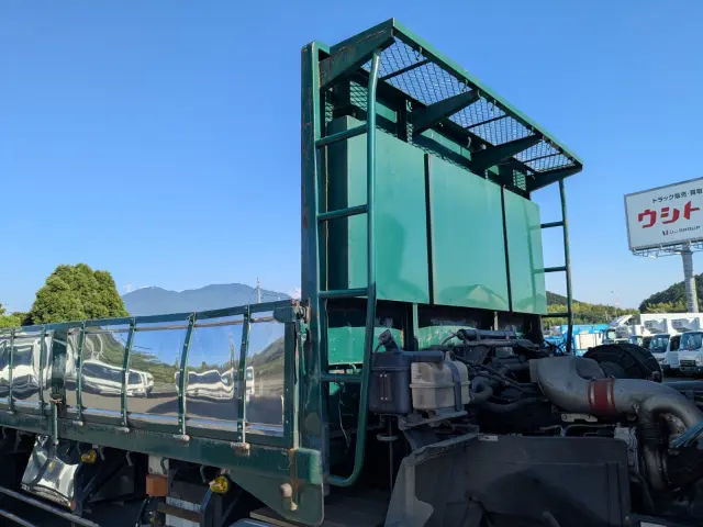 UD クオン QKG-CD5ZL(6x2)の写真42