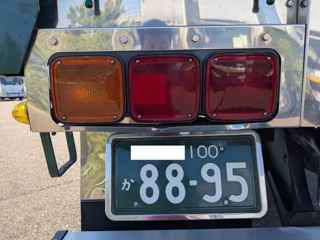 UD クオン QKG-CD5ZL(6x2)の写真50