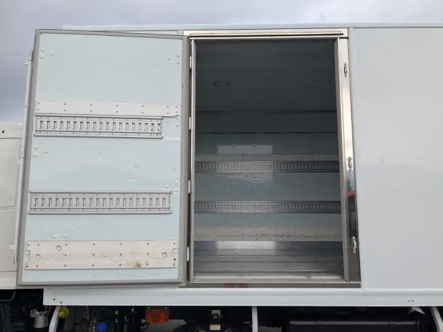 日野 レンジャー 2KG-FD2ABG(2WD)の写真31