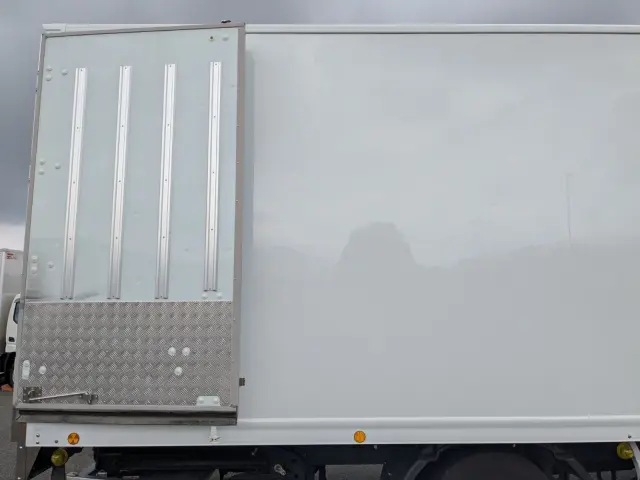 日野 レンジャー 2KG-FD2ABG(2WD)の写真32