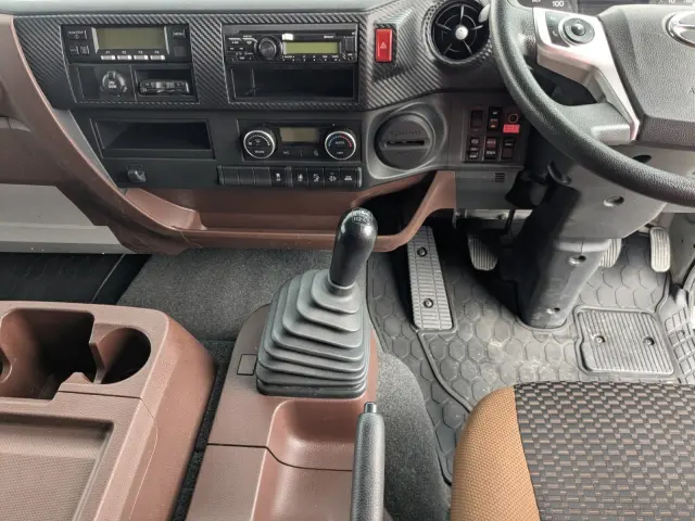 日野 レンジャー 2KG-FD2ABG(2WD)の写真39