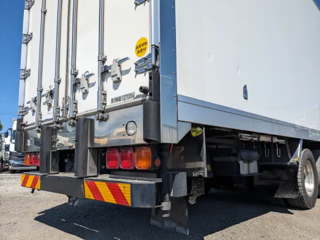 日野 プロフィア 2DG-FW1AHJ(8x4)の写真7