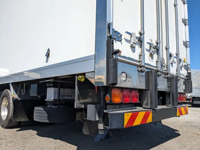 日野 プロフィア 2DG-FW1AHJ(8x4)の写真8