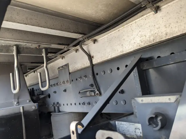 日野 プロフィア 2DG-FW1AHJ(8x4)の写真23