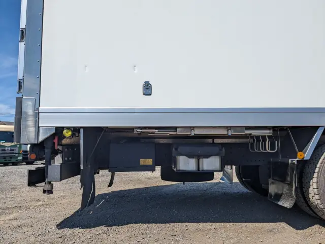 日野 プロフィア 2DG-FW1AHJ(8x4)の写真31