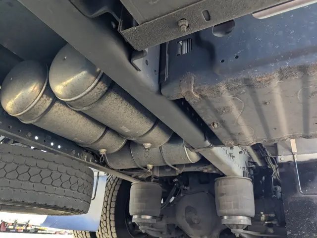 日野 プロフィア 2DG-FW1AHJ(8x4)の写真35