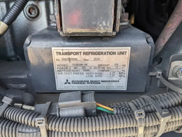 日野 プロフィア 2DG-FW1AHJ(8x4)の写真37