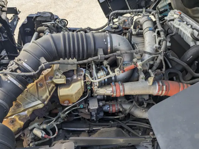 日野 プロフィア 2DG-FW1AHJ(8x4)の写真47