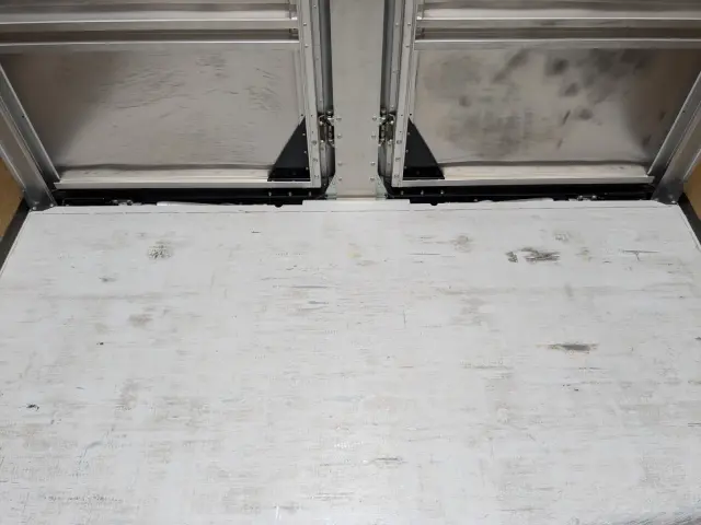 いすゞ ギガ QKG-CYJ77A(8x4)の写真18