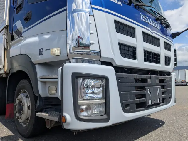 いすゞ ギガ QKG-CYJ77A(8x4)の写真43