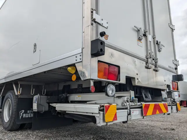 日野 レンジャー TKG-FD9JLAA(2WD)の写真8