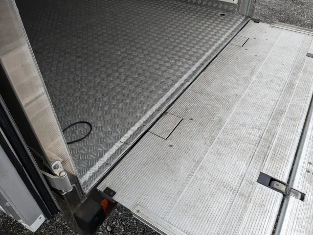 日野 レンジャー TKG-FD9JLAA(2WD)の写真13