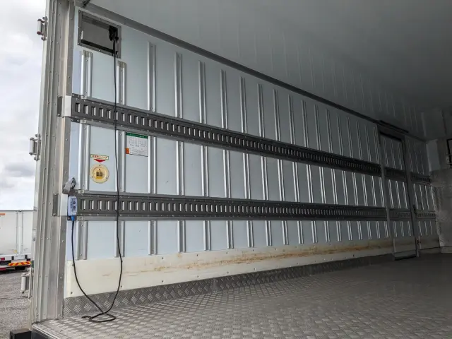 日野 レンジャー TKG-FD9JLAA(2WD)の写真24