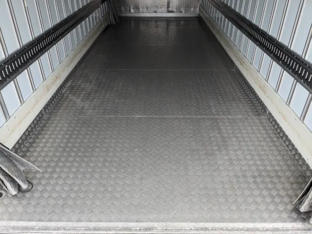 日野 レンジャー TKG-FD9JLAA(2WD)の写真16