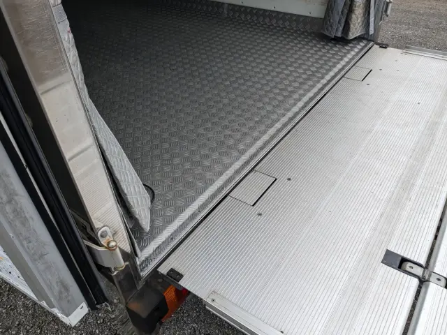 日野 レンジャー TKG-FD9JLAA(2WD)の写真13