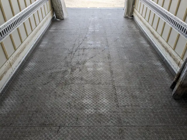 日野 レンジャー 2KG-FC2ABA(2WD)の写真21