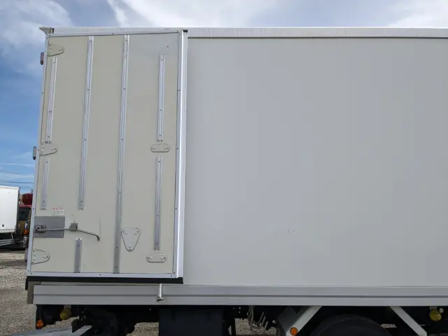 日野 レンジャー 2KG-FC2ABA(2WD)の写真32