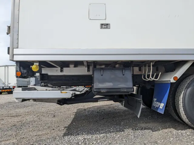 日野 レンジャー 2KG-FC2ABA(2WD)の写真33