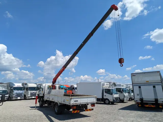 いすゞ フォワード 2PG-FRR90S1(2WD)の写真20