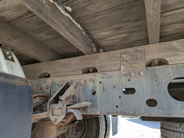 いすゞ フォワード 2PG-FRR90S1(2WD)の写真27