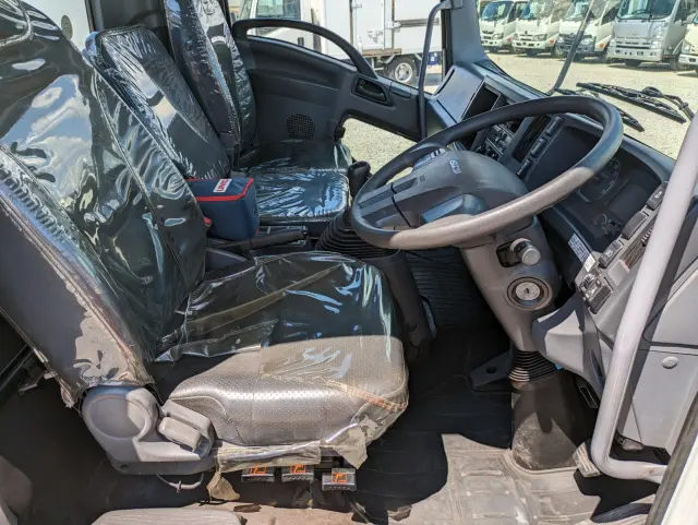 いすゞ フォワード 2PG-FRR90S1(2WD)の写真34