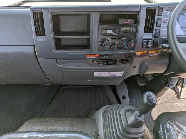 いすゞ フォワード 2PG-FRR90S1(2WD)の写真37