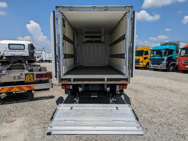 日野 デュトロ TPG-XZU712M(2WD)の写真12