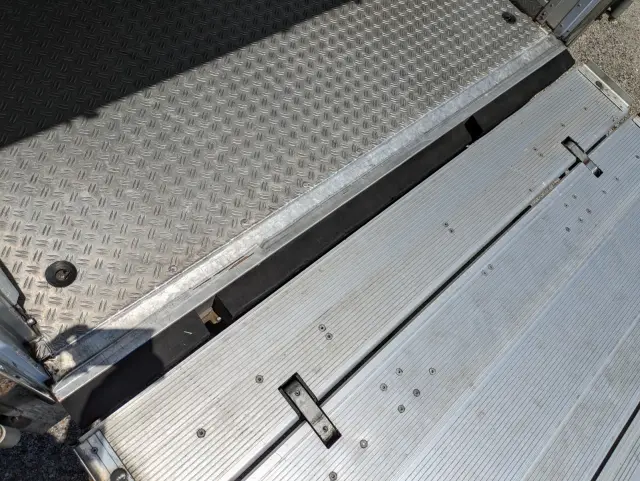 日野 デュトロ TPG-XZU712M(2WD)の写真16