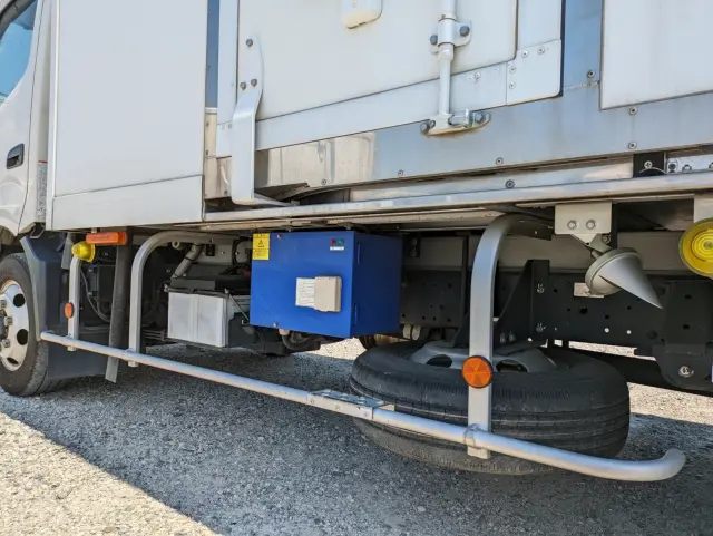 日野 デュトロ TPG-XZU712M(2WD)の写真28