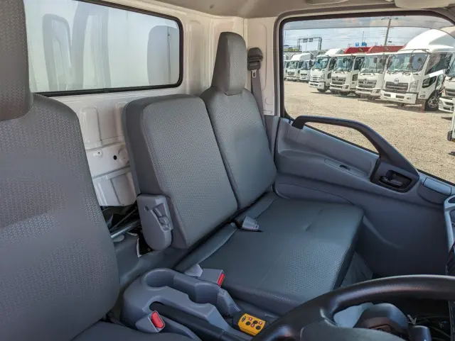 日野 デュトロ TPG-XZU712M(2WD)の写真43