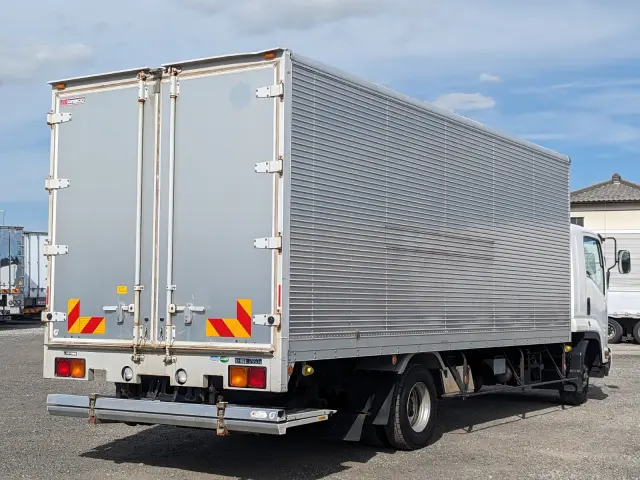 いすゞ フォワード TKG-FRR90S2(2WD)の写真5