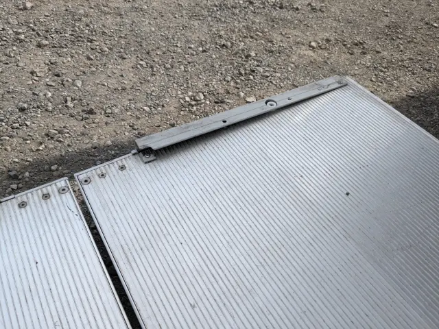 いすゞ フォワード TKG-FRR90S2(2WD)の写真13