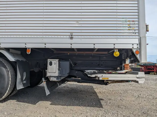 いすゞ フォワード TKG-FRR90S2(2WD)の写真27