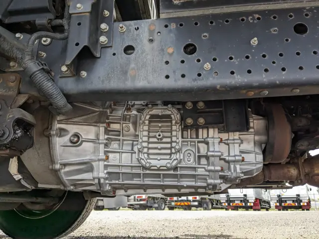 いすゞ フォワード TKG-FRR90S2(2WD)の写真29