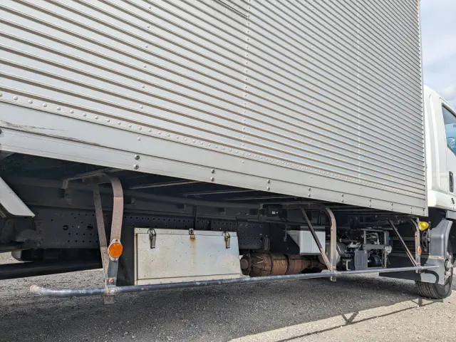 いすゞ フォワード TKG-FRR90S2(2WD)の写真32