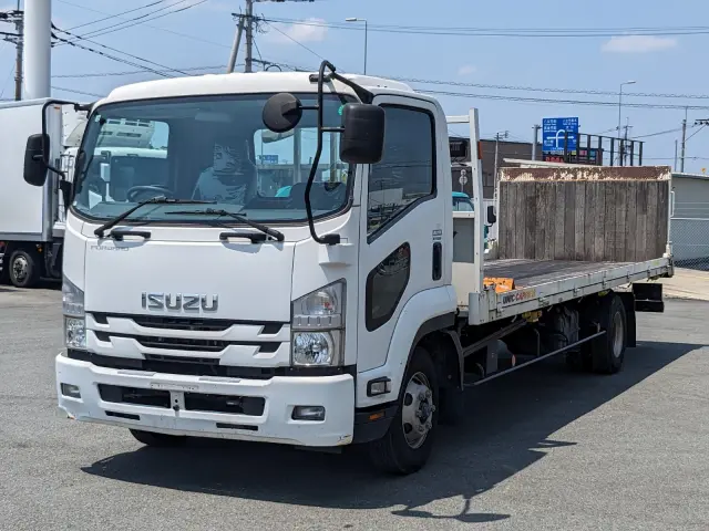 いすゞ フォワード TKG-FRR90S1(2WD)の写真1
