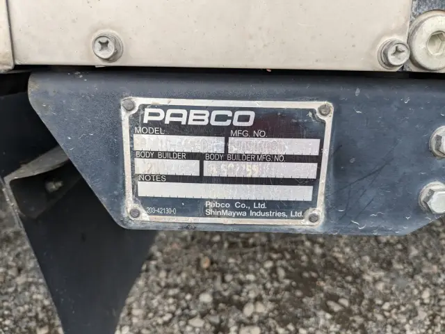 いすゞ フォワード 2PG-FRR90S2(2WD)の写真9