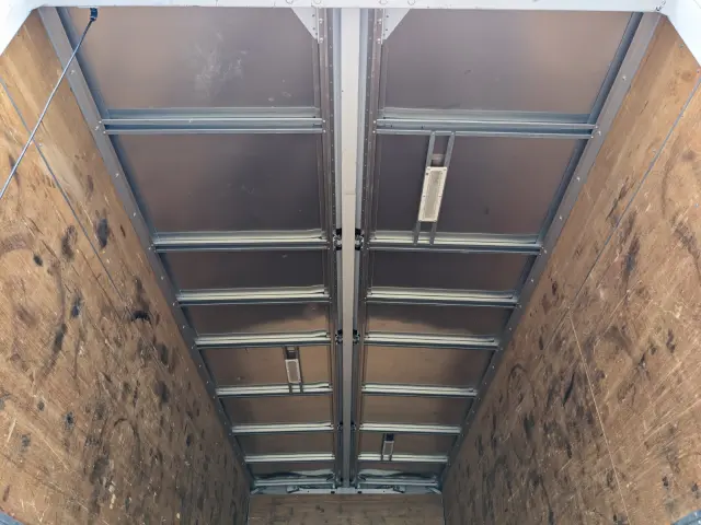 いすゞ フォワード 2PG-FRR90S2(2WD)の写真17