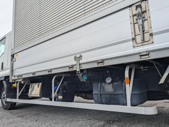 いすゞ フォワード 2PG-FRR90S2(2WD)の写真29